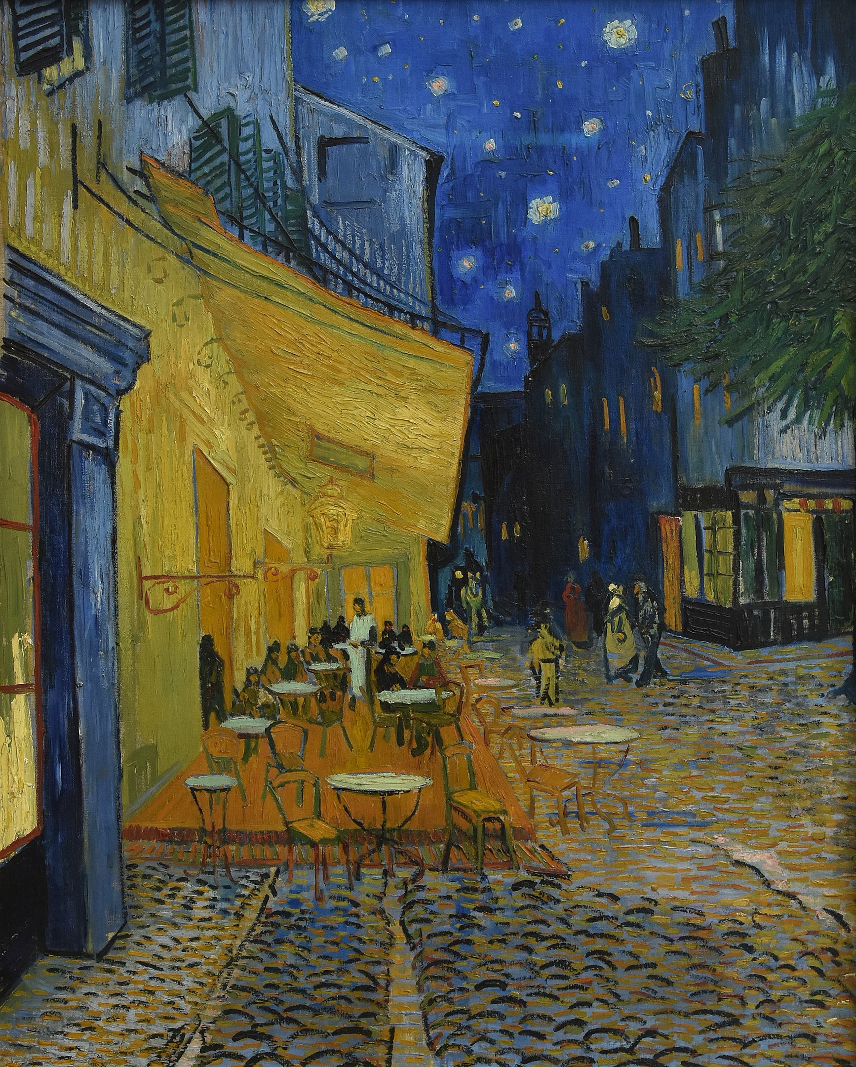 A café's outdoor patio at night